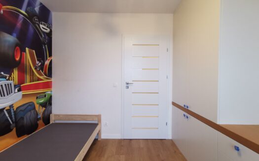 Gdynia Chwarzno/ 4 pokoje/ taras/ m. postojowe