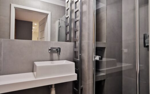 Gdynia Chwarzno/ 4 pokoje/ taras/ m. postojowe