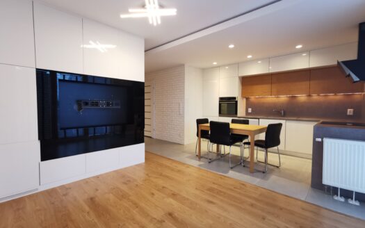 Gdynia Chwarzno/ 4 pokoje/ taras/ m. postojowe