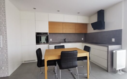 Gdynia Chwarzno/ 4 pokoje/ taras/ m. postojowe