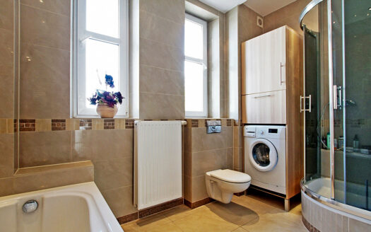 Gdynia Centrum/ 3 pokoje/ 2 balkony