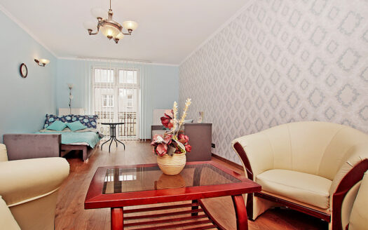 Gdynia Centrum/ 3 pokoje/ 2 balkony