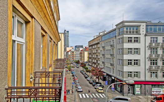 Gdynia Centrum/ 3 pokoje/ 2 balkony